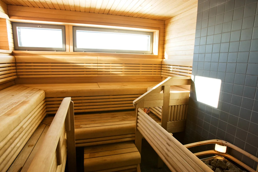 The landscape sauna at the top of Ylläs is bright with gentle baths.